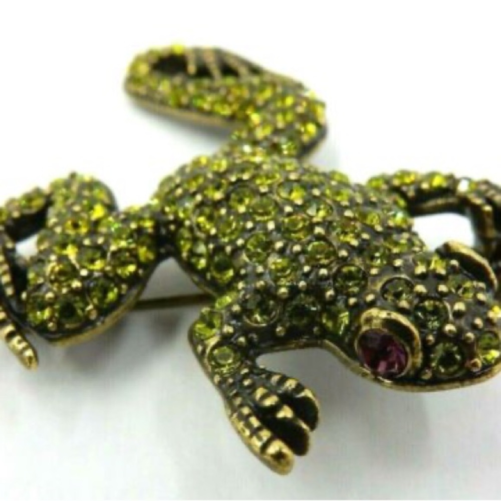 Vintage Heidi Daus Signed Small Frog Brooch